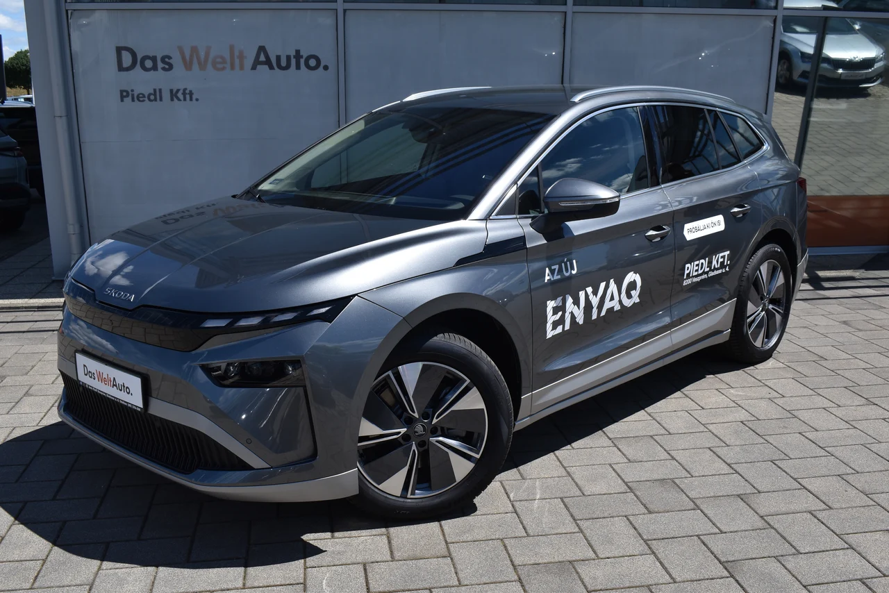 Škoda Enyaq 4x4 210 kW automat rok 2026, Grafitszürke metál, 8 km, Maďarsko — foto 1 z 18 Škoda Enyaq 4x4 210 kW automat rok 2026, Grafitszürke metál, 8 km, Maďarsko — foto 1 z 18