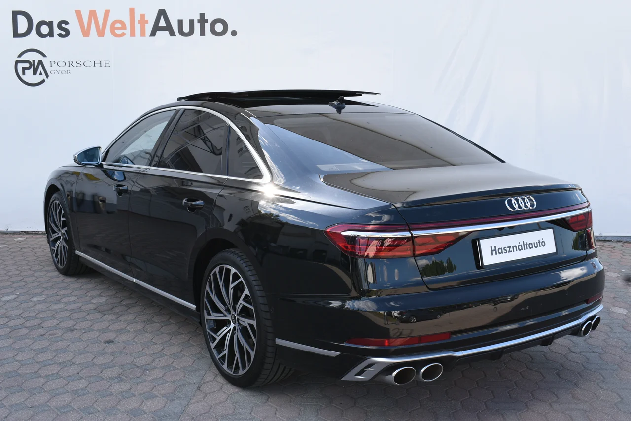 Audi S8 4x4 4,0 420 kW TFSI tiptronic rok 2023, Mítoszfekete metál, 83 354 km, Maďarsko — foto 3 z 11