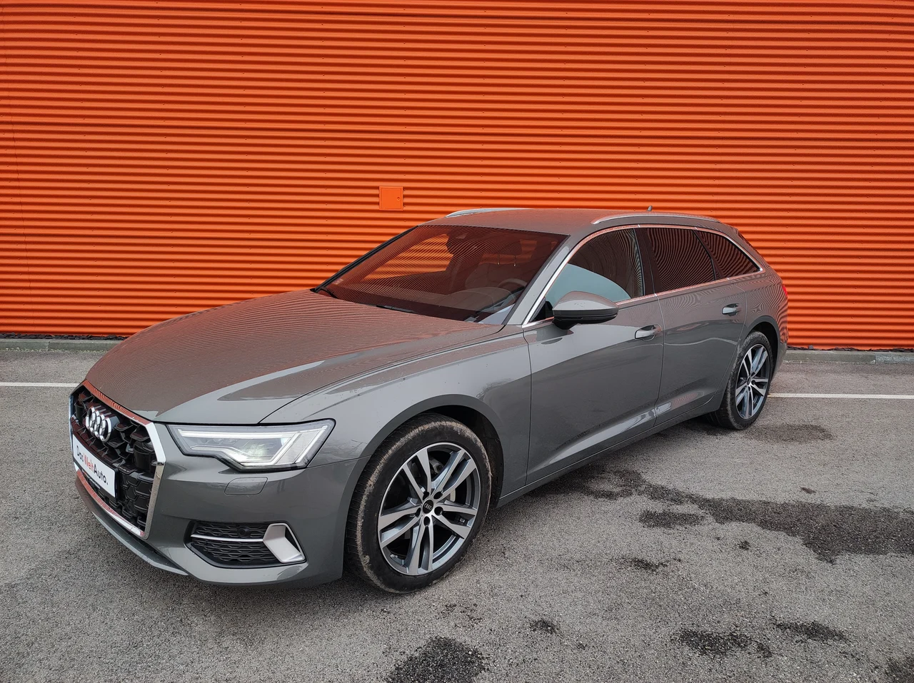 Audi A6 4x4 2,0 TDI 150 kW automat rok 2025, Kronosz-szürke metál, 28 187 km, Maďarsko — foto 1 | AMOTOR Audi A6 4x4 2,0 TDI 150 kW automat rok 2025, Kronosz-szürke metál, 28 187 km, Maďarsko — foto 1