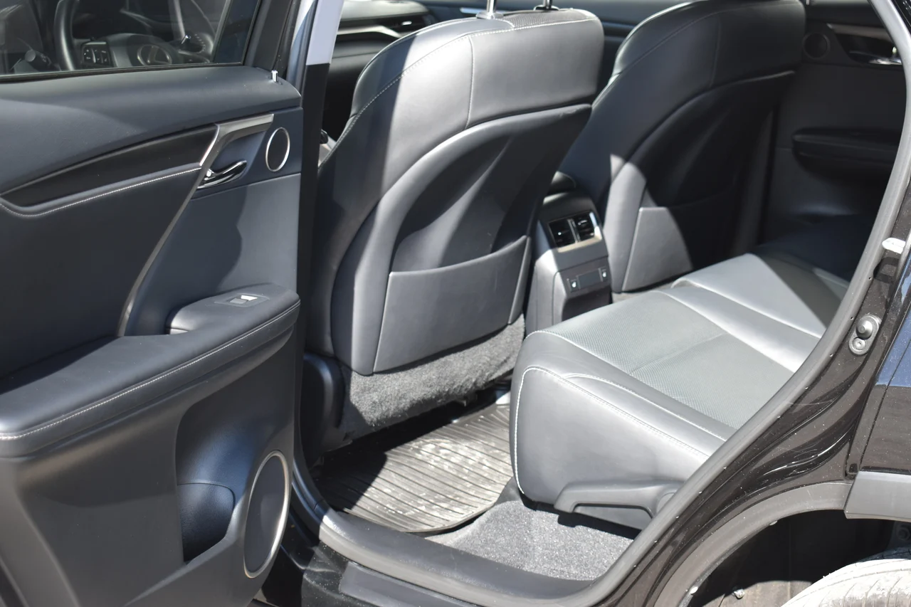 Lexus RX 4x4 3,5 193 kW CVT rok 2022, fekete - metál, 71 390 km, Maďarsko — foto 8 z 13