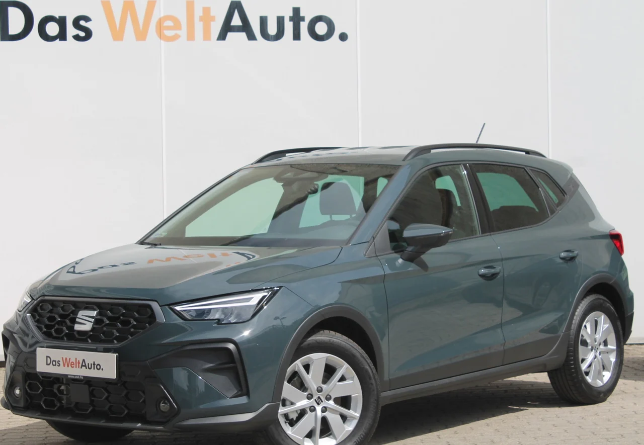 SEAT Arona 1,0 TSI 85 kW DSG rok 2026, Fiord kék, 1 456 km, Maďarsko — foto 1