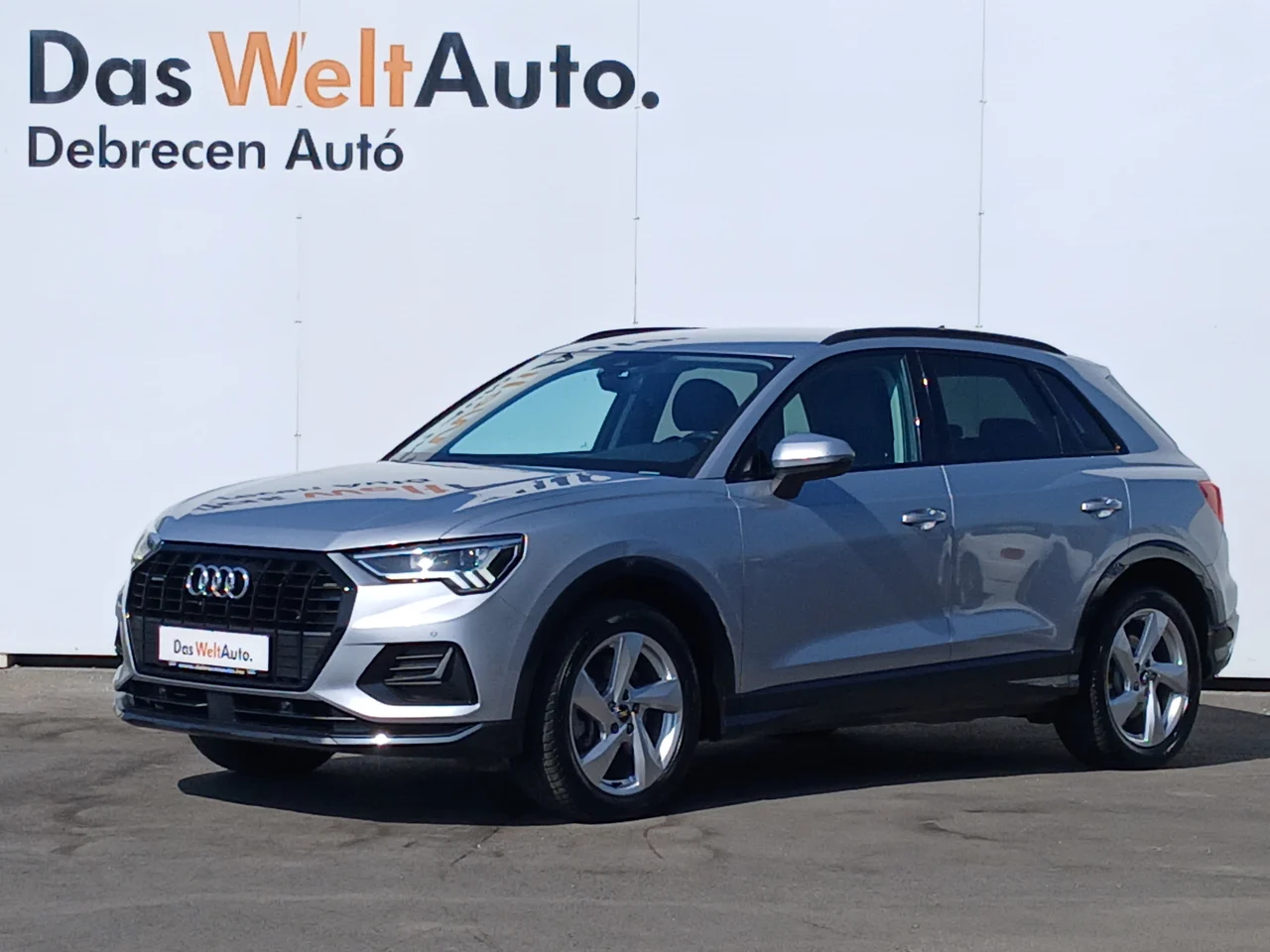 Audi Q3 4x4 2,0 140 kW TFSI automat rok 2020, Tőrezüst metál, 63 254 km, Maďarsko — foto 1 | AMOTOR Audi Q3 4x4 2,0 140 kW TFSI automat rok 2020, Tőrezüst metál, 63 254 km, Maďarsko — foto 1