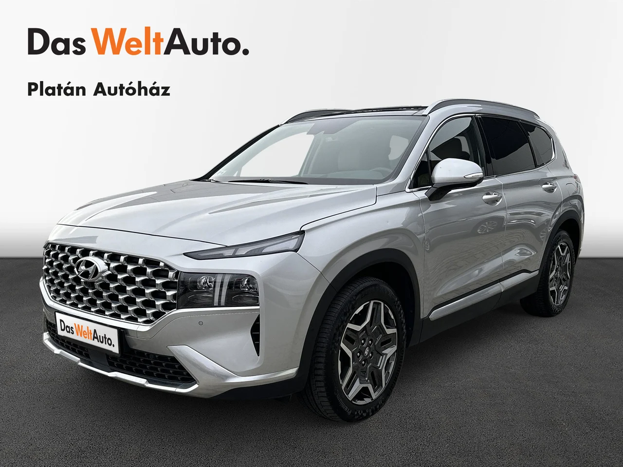 Hyundai Santa FE 4x4 132 kW 1.6 T-GDi PHEV automat rok 2022, ezüst - metál, 66 506 km, Maďarsko — foto 1 | AMOTOR Hyundai Santa FE 4x4 132 kW 1.6 T-GDi PHEV automat rok 2022, ezüst - metál, 66 506 km, Maďarsko — foto 1