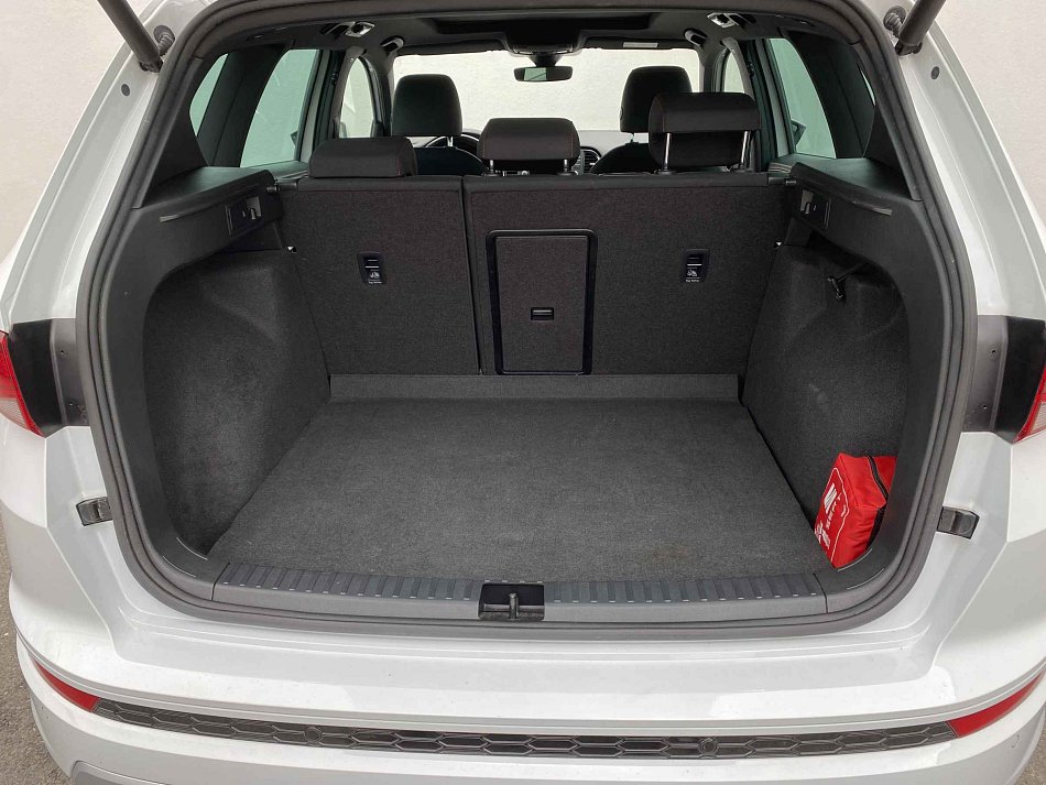 Seat Ateca 4x4 2,0 TSI 140 kW rok 2018, 106 776 km, Česko — foto 7 z 22