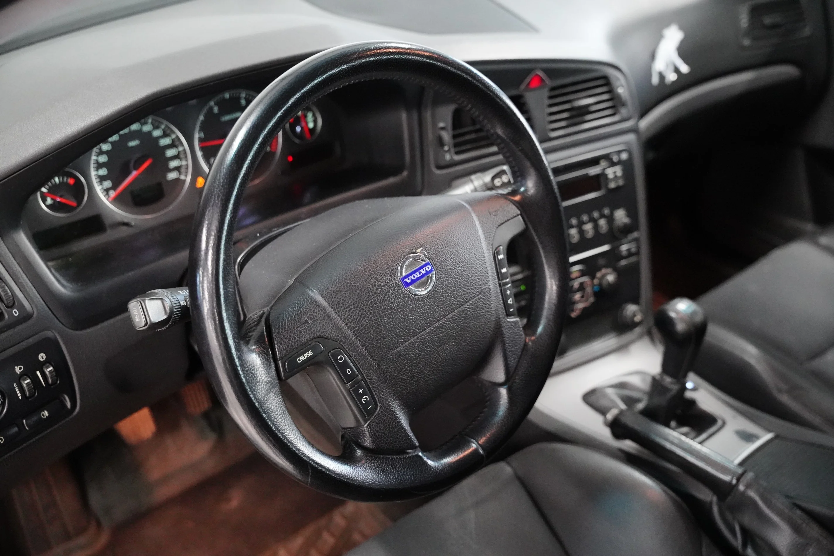 Volvo v70 2,4 TDI 120kW, Česko — foto 6 z 6