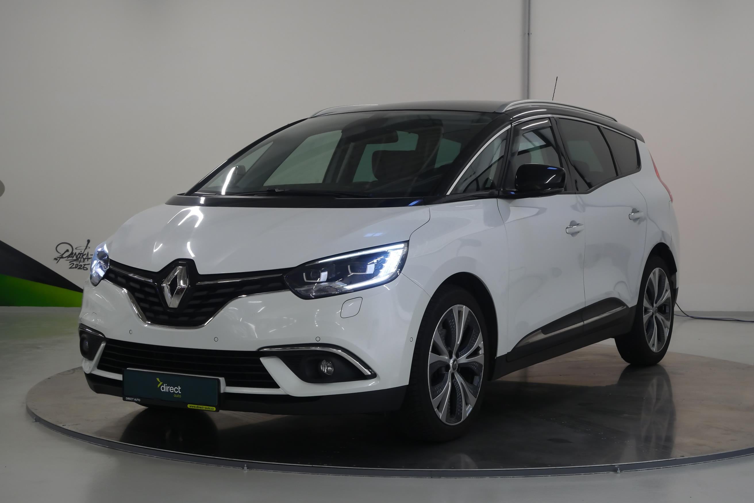 Renault Scénic 1,5 dCi 97 kW automat, Česko — foto 1