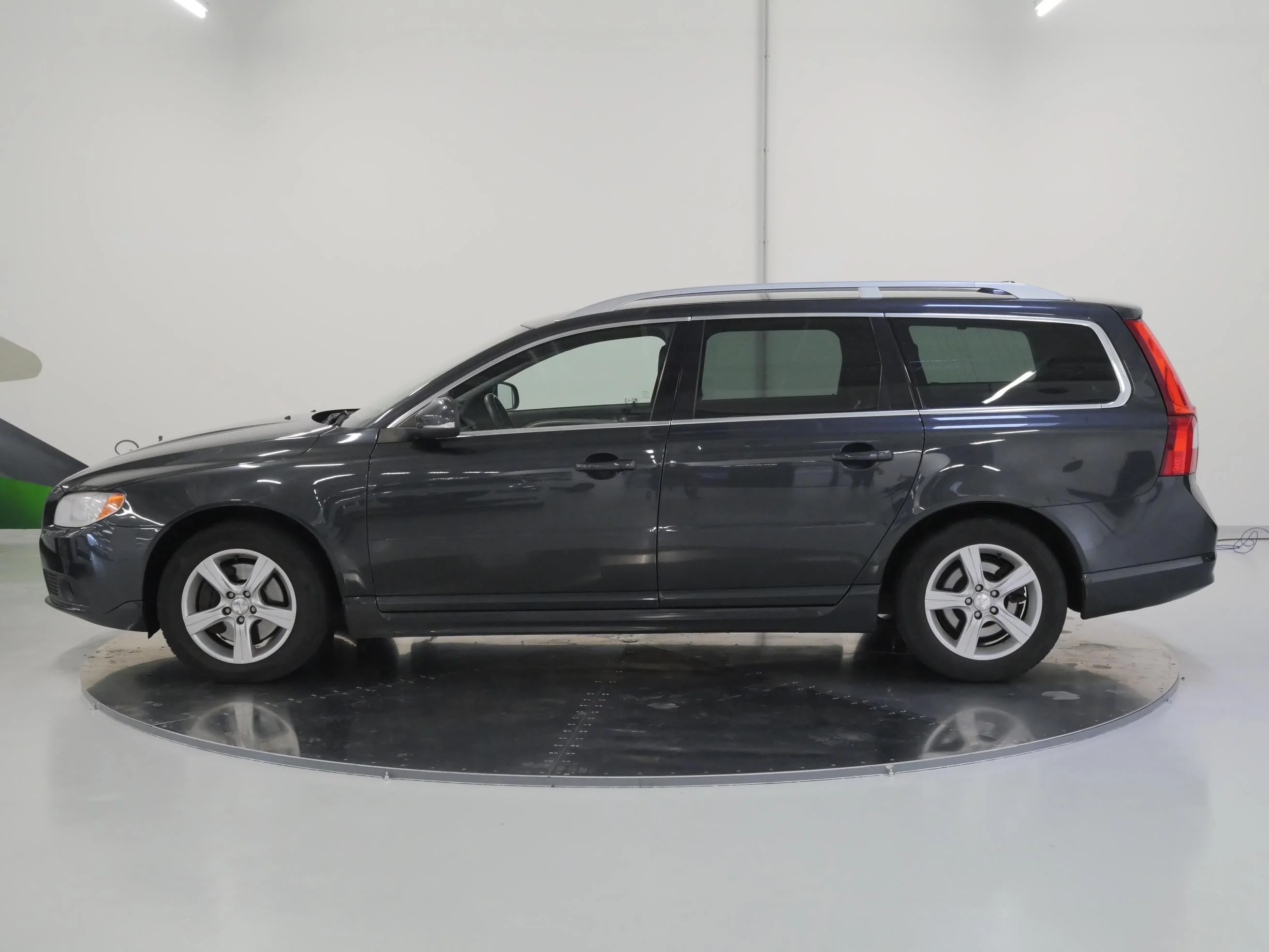 Volvo v70 2,5 2.5T 170 kW automat, Česko — foto 3 z 6