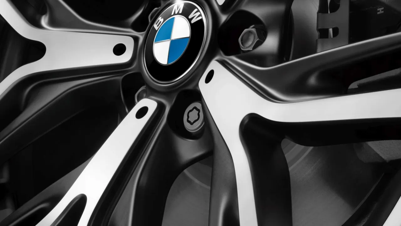 BMW i3 469 kW automat, Česko — foto 12 z 41