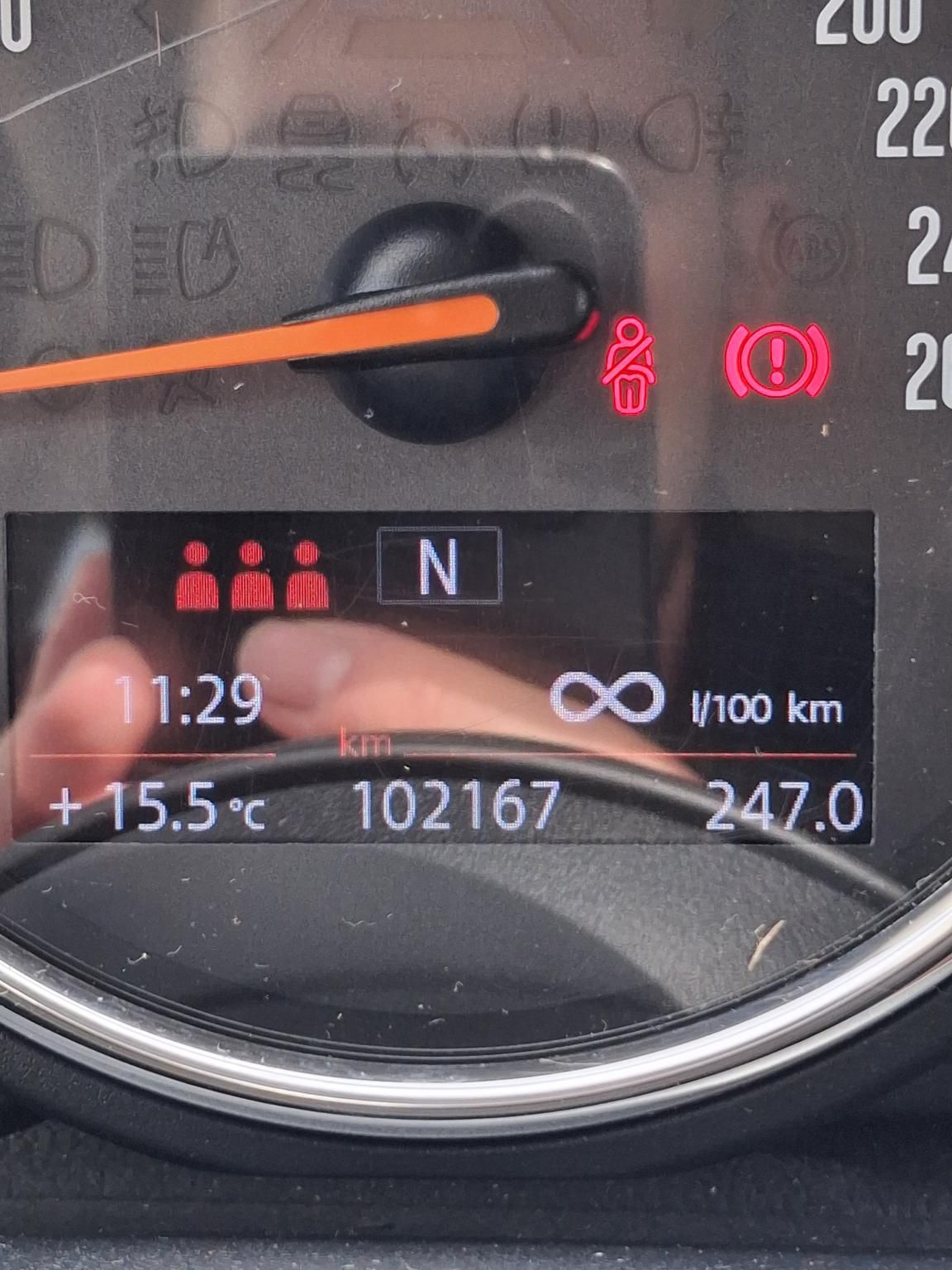 MINI Cooper 1,5 100 kW rok 2020, 102 166 km, Maďarsko — foto 11 z 11