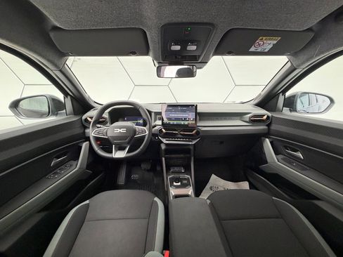 Dacia Duster Extreme Hybrid automat, Nemecko — foto 16 z 38