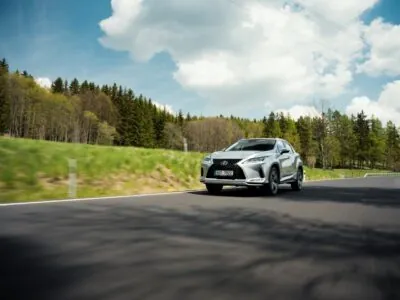 Lexus Rx 4x4, Česko — foto 2 z 2