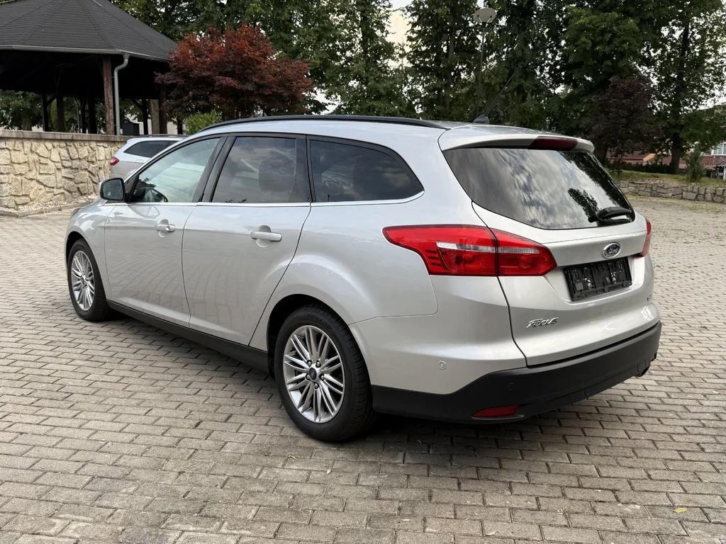 Ford Focus Ecoboost 1,5 110 kW 1.5i 110kW rok 2018, 120 711 km, Česko — foto 11 z 40