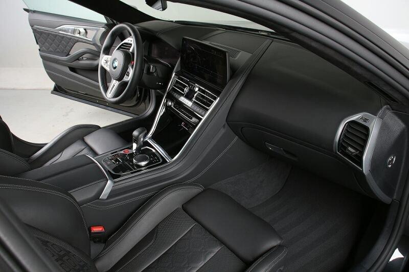 BMW m8 automat rok 2025, 12 400 km, Nemecko — foto 8 z 36