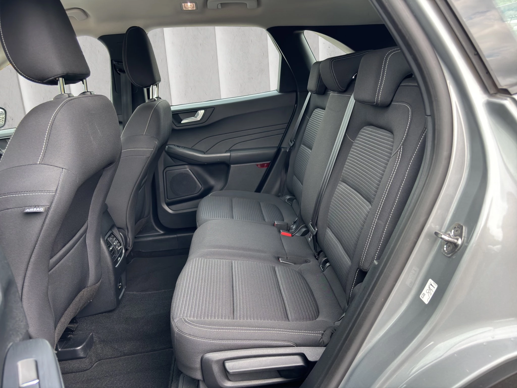 Ford Kuga 2,0 110 kW automat rok 2022, 77 301 km, Nemecko — foto 13 z 30