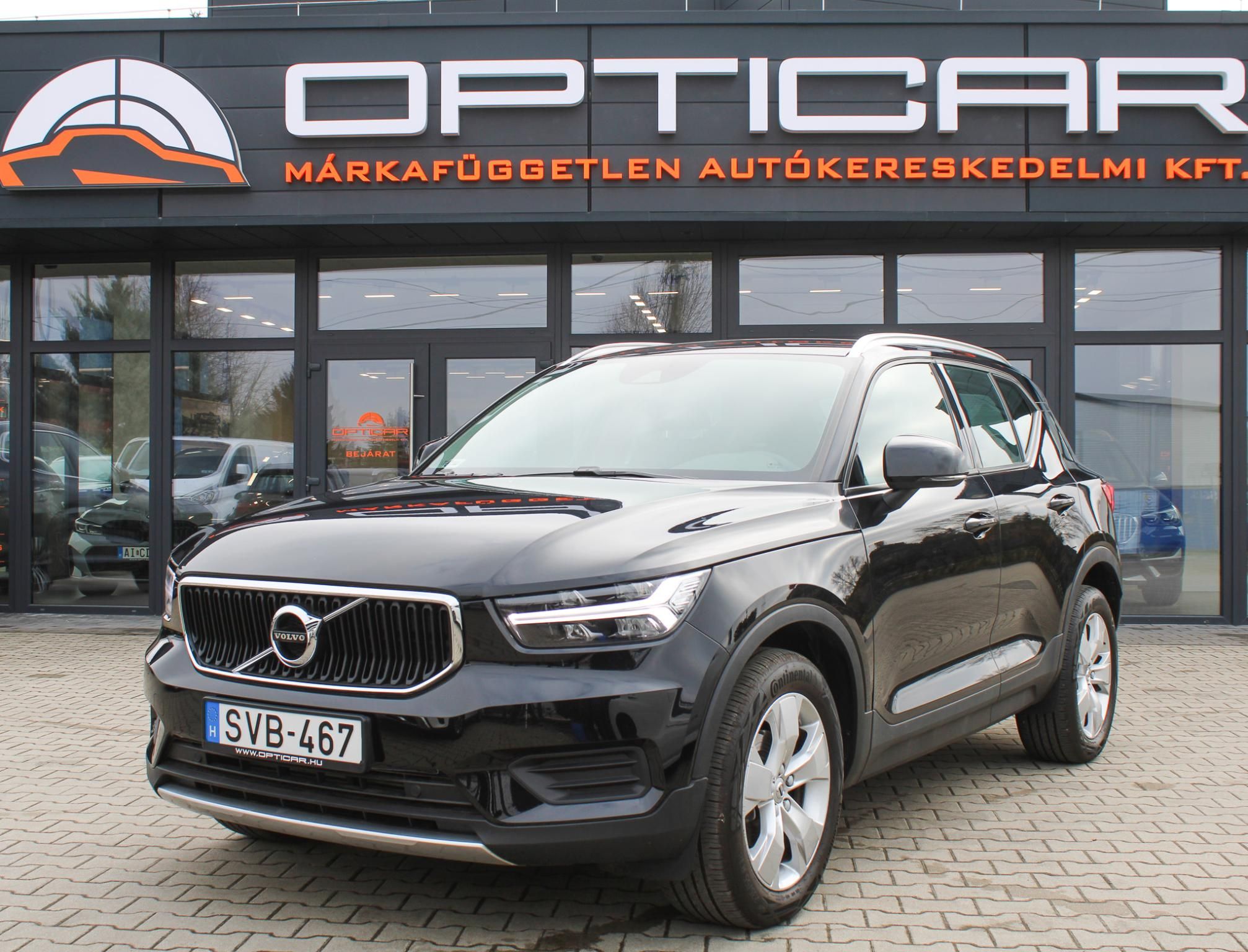 Volvo XC40 1,5 120 kW automat rok 2021, černá, 53 700 km, Maďarsko — foto 1 | AMOTOR Volvo XC40 1,5 120 kW automat rok 2021, černá, 53 700 km, Maďarsko — foto 1