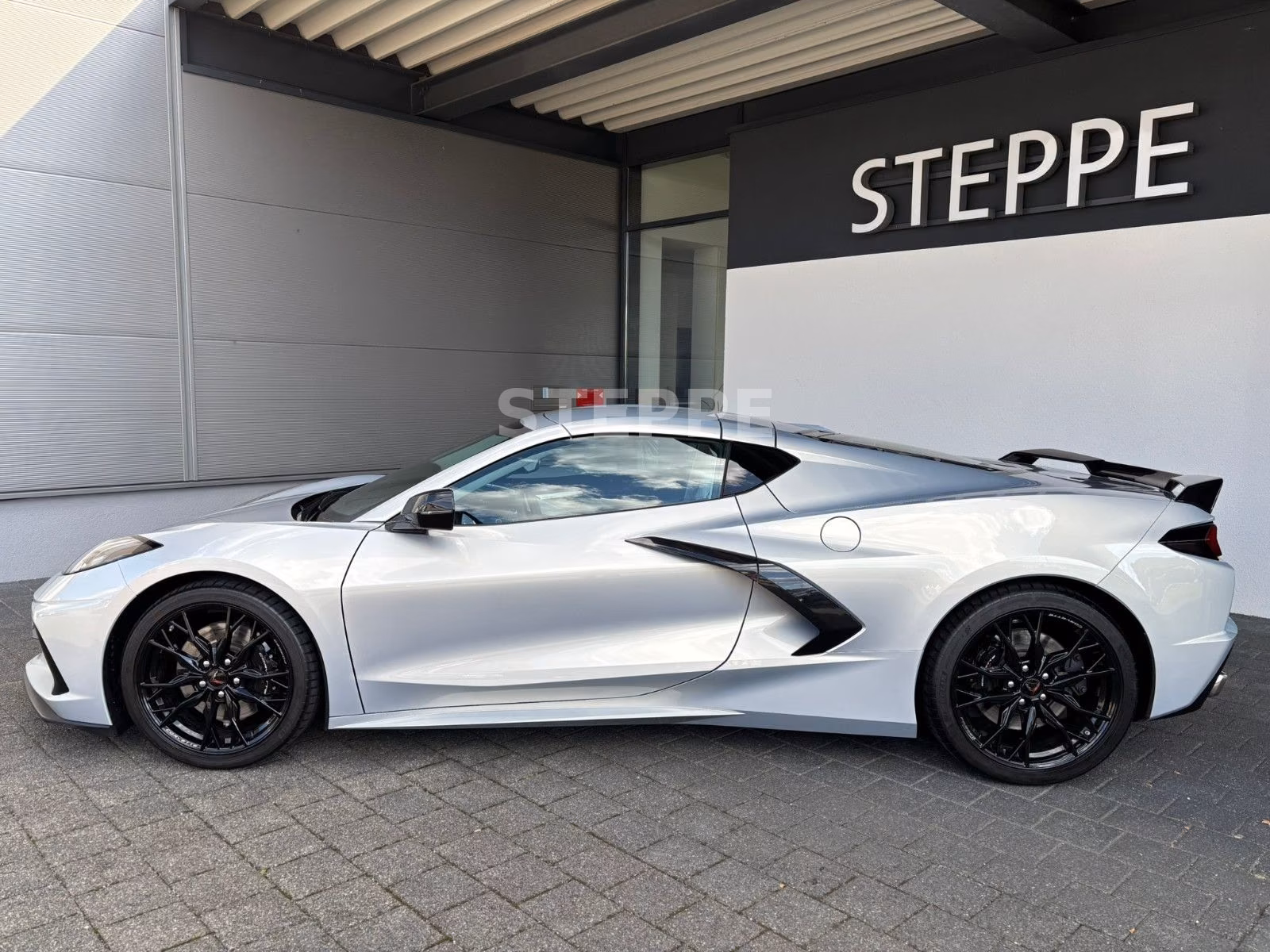 Corvette 6,2 354 kW automat rok 2024, 6 325 km, Nemecko — foto 3 z 24