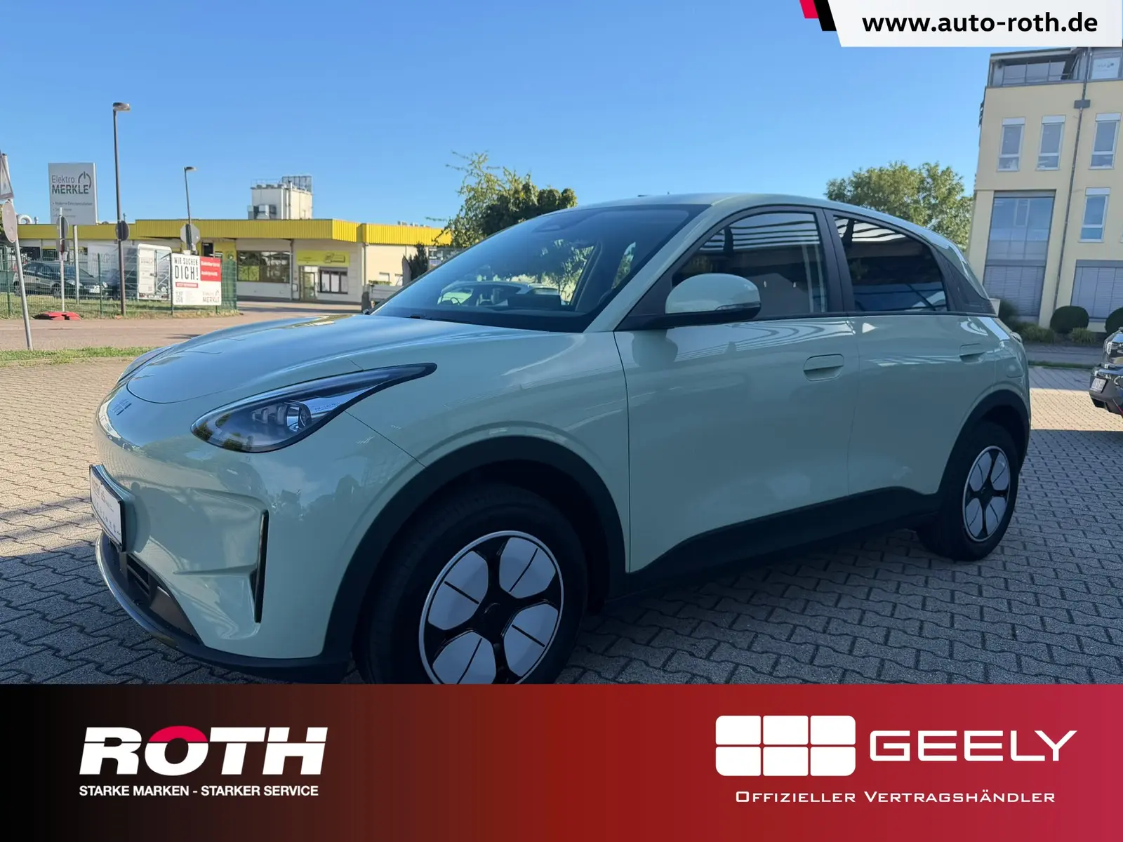 Geely E2 85 kW 14 kwh automat, zelená, 99 km, Nemecko — foto 1