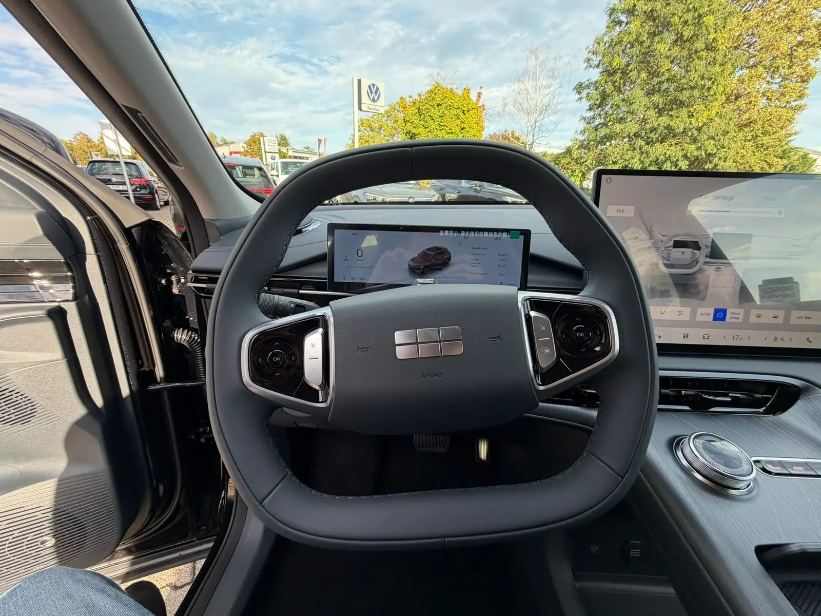 Geely E5 160 kW automat, čierna, 99 km, Nemecko — foto 15 z 27