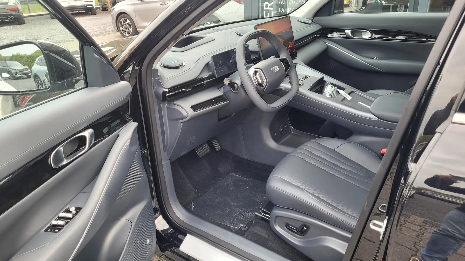 Geely E5 160 kW automat rok 2026, čierna, 50 km, Nemecko — foto 7 z 26