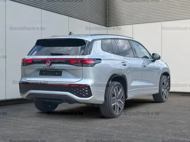 Volkswagen Tayron 200 kW 1.5 TSI 130 85 DSG rok 2026, strieborná, 10 km, Nemecko — foto 3 z 15