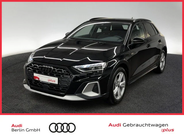 Audi A3 1,5 TFSI 150 kW automat rok 2025, Mythosschwarz Metallic, 8 000 km, Nemecko — foto 1