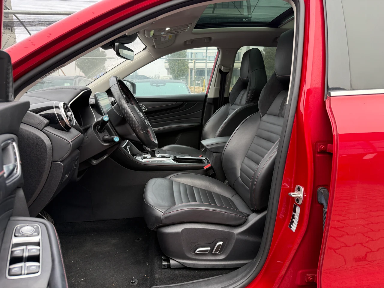 MG EHS 1,5 190 kW 1,5T GDI PHEV automat rok 2022, rot, 35 655 km, Rakúsko — foto 6 z 24