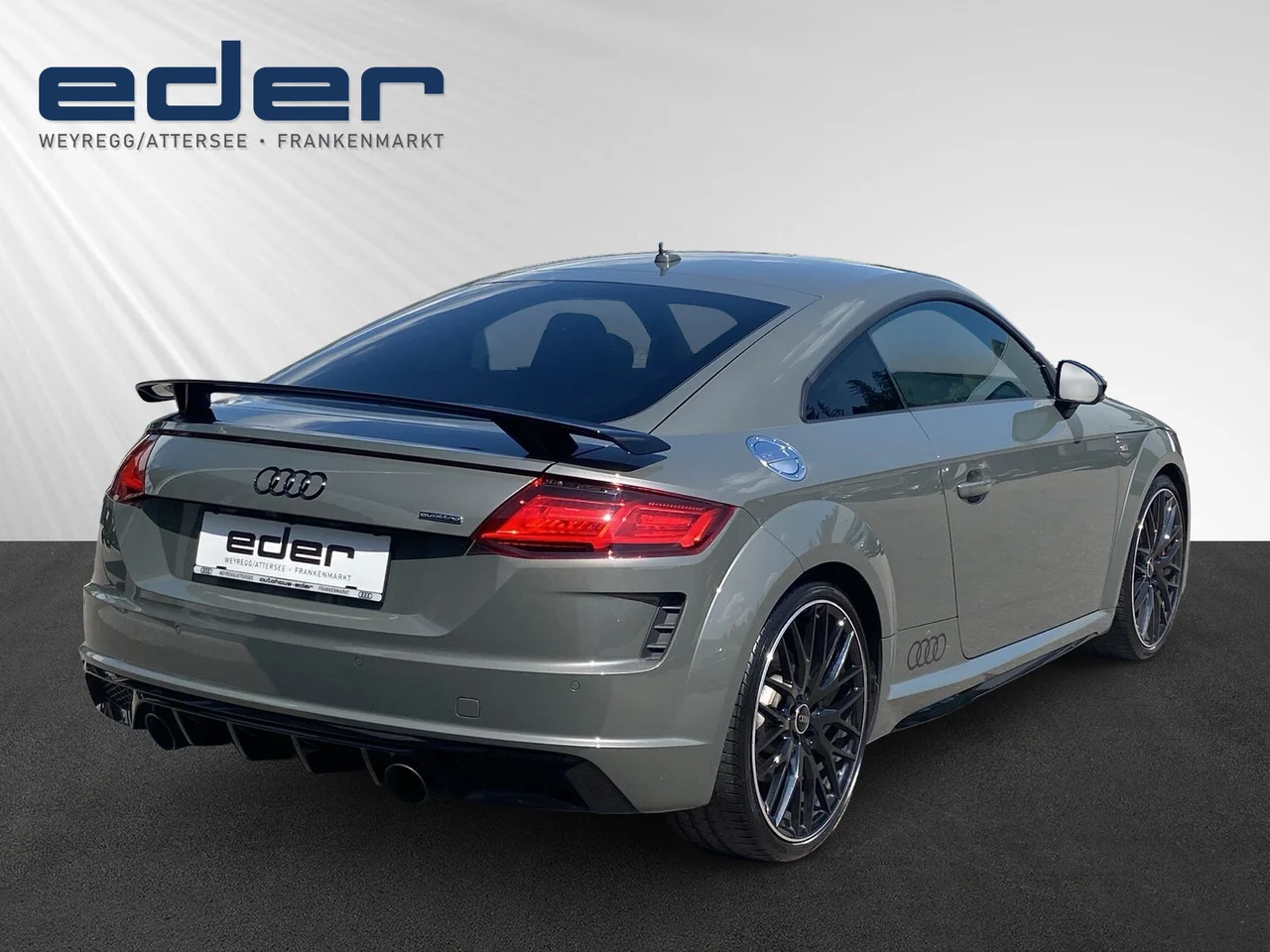 Audi TT 4x4 2,0 180 kW TFSI automat rok 2024, Z7 Chronosgrau Metallic, 26 556 km, Rakúsko — foto 4 z 39