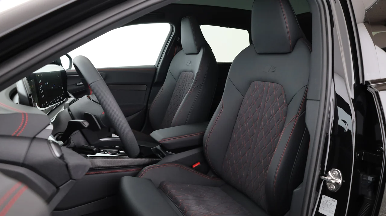 Audi S5 Avant 4x4 3,0 270 kW automat rok 2025, Mythosschwarz Metallic, 250 km, Rakúsko — foto 11 z 29