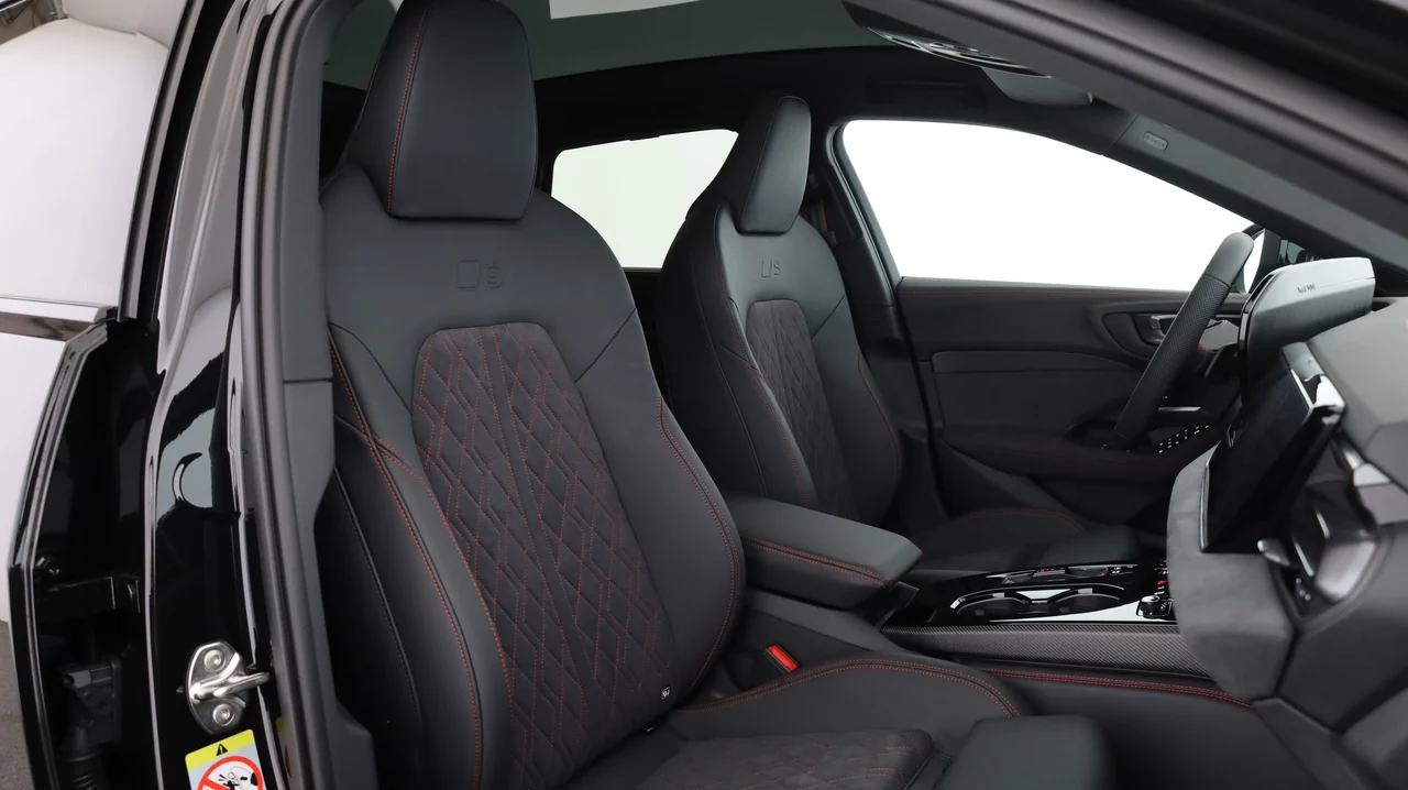 Audi S5 Avant 4x4 3,0 270 kW automat rok 2025, Mythosschwarz Metallic, 250 km, Rakúsko — foto 13 z 29