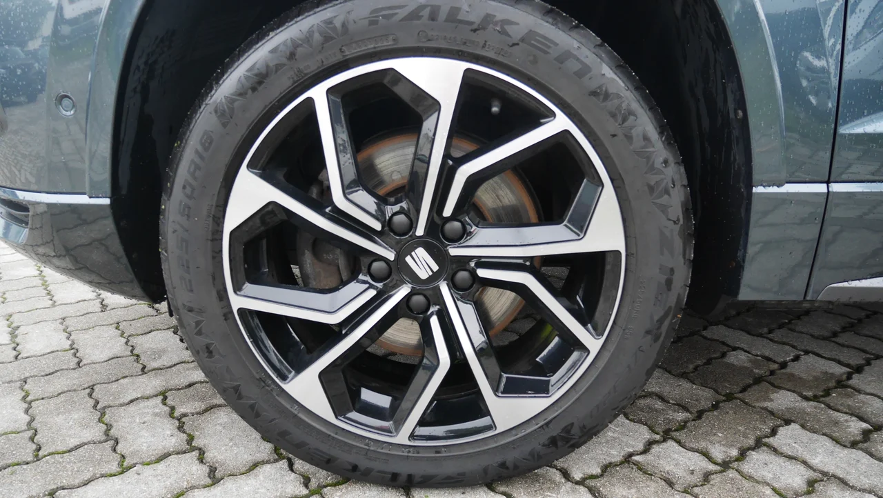 Seat Ateca 4x4 2,0 TSI 140 kW DSG rok 2020, Granit-Grau Met., 75 000 km, Rakúsko — foto 3 z 7