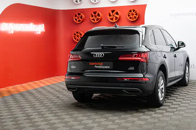 Audi q5 4x4 2,0 140 kW automat rok 2017, 195 933 km, Poľsko — foto 5 z 35