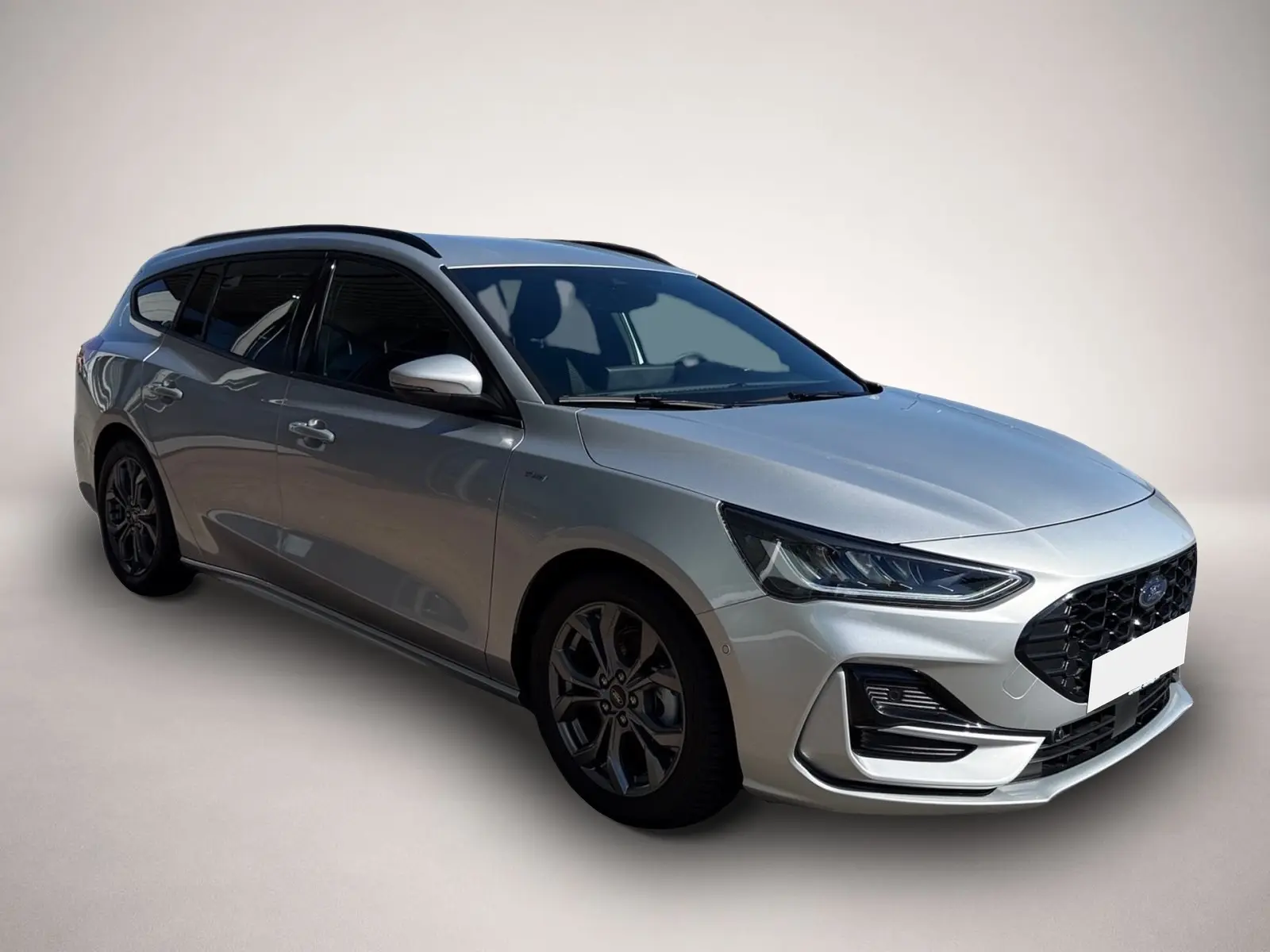 Ford Focus 1,0 114 kW automat rok 2025, strieborná, 10 876 km, Nemecko — foto 2 z 5