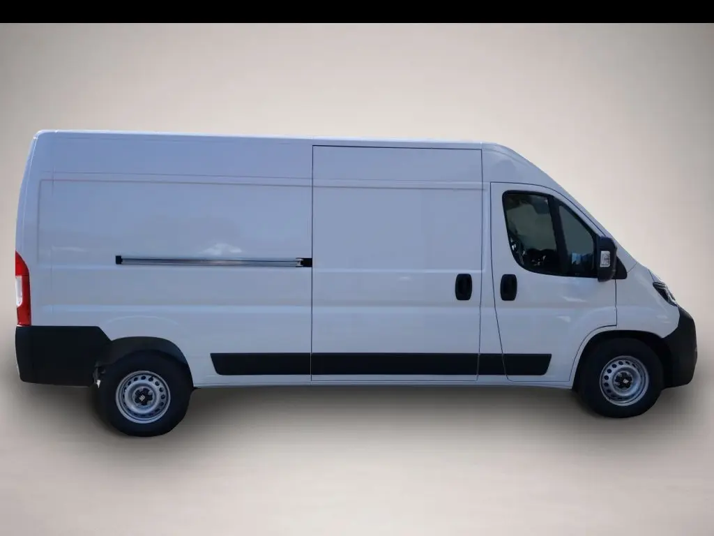 Fiat Ducato 2,2 103 kW automat, biela, 10 km, Nemecko — foto 6 z 8