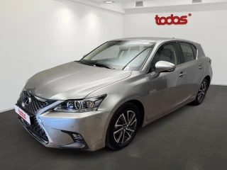 Lexus Lbx 1,5 automat rok 2025, Slovensko — foto 10 z 13