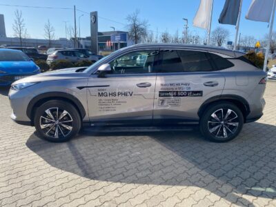 MG EHS 1,5 200 kW automat rok 2025, srebrny, 14 000 km, Poľsko — foto 2 z 26