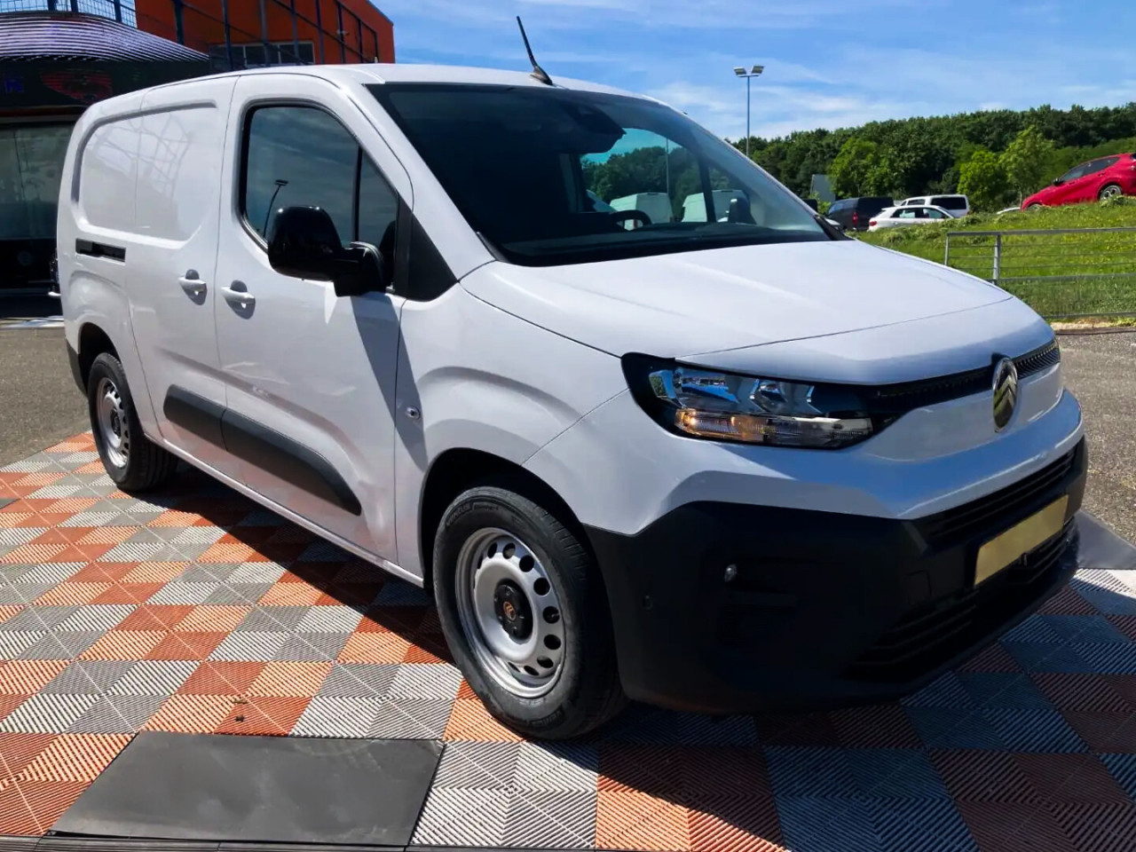 Chery Tiggo PHEV 1.5 Automat 315 kW rok 2025, szary, 1 km, Poľsko — foto 10 z 14