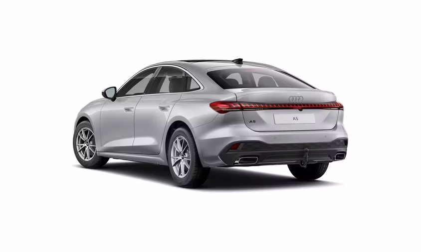 Audi A5 TFSI 110 kW automat rok 2025, 15 388 km, Nemecko — foto 2 z 3