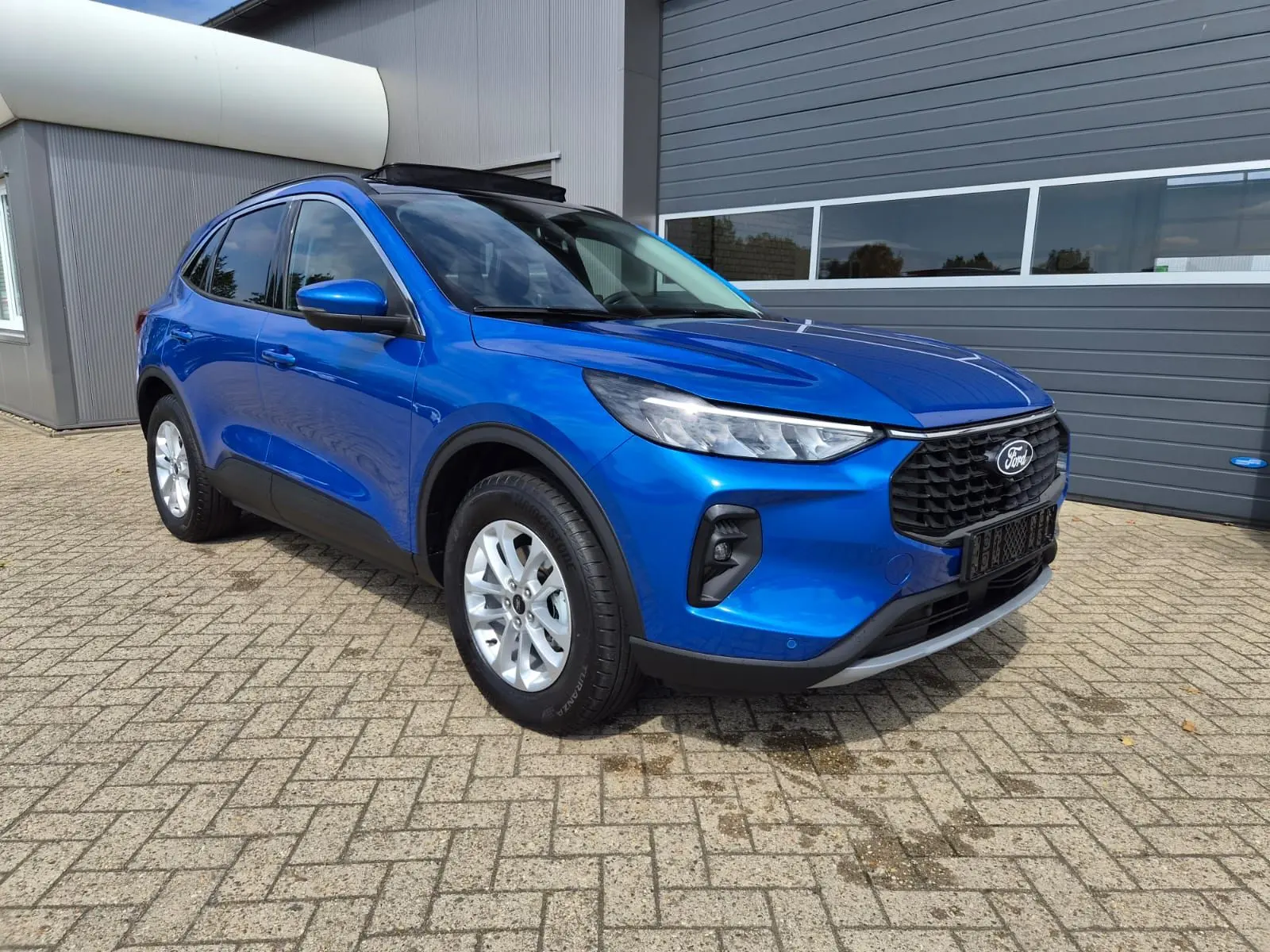 Ford Kuga 2,5 178 kW PHEV automat rok 2026, modrá, 2 km, Nemecko — foto 12 z 40
