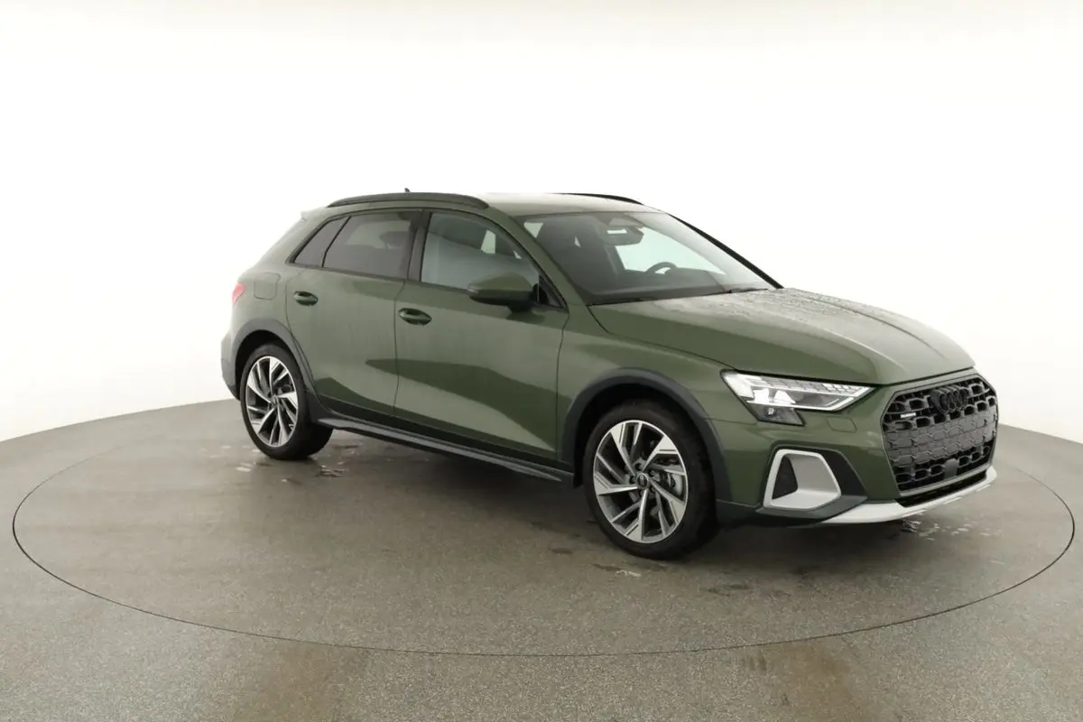 Audi A3 4x4 2,0 150 kW TFSI automat rok 2026, zelená, 1 100 km, Nemecko — foto 10 z 39