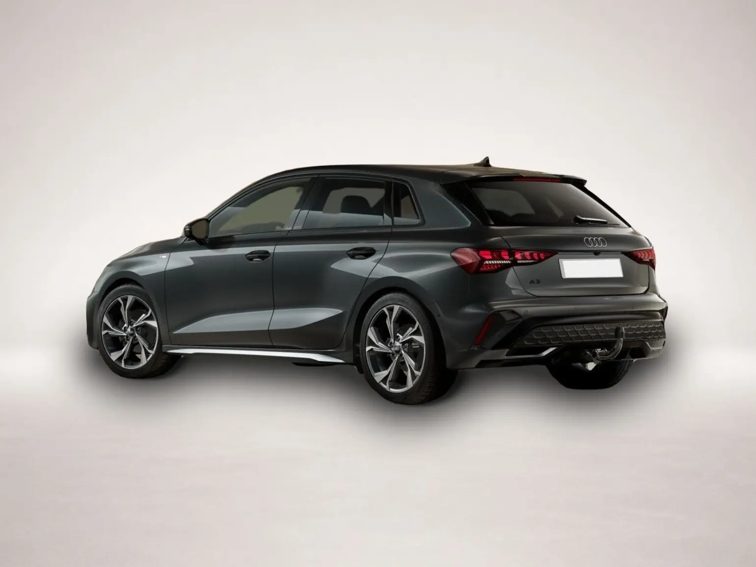 Audi A3 2,0 110 kW TDI automat, sivá, 50 km, Nemecko — foto 3 z 5