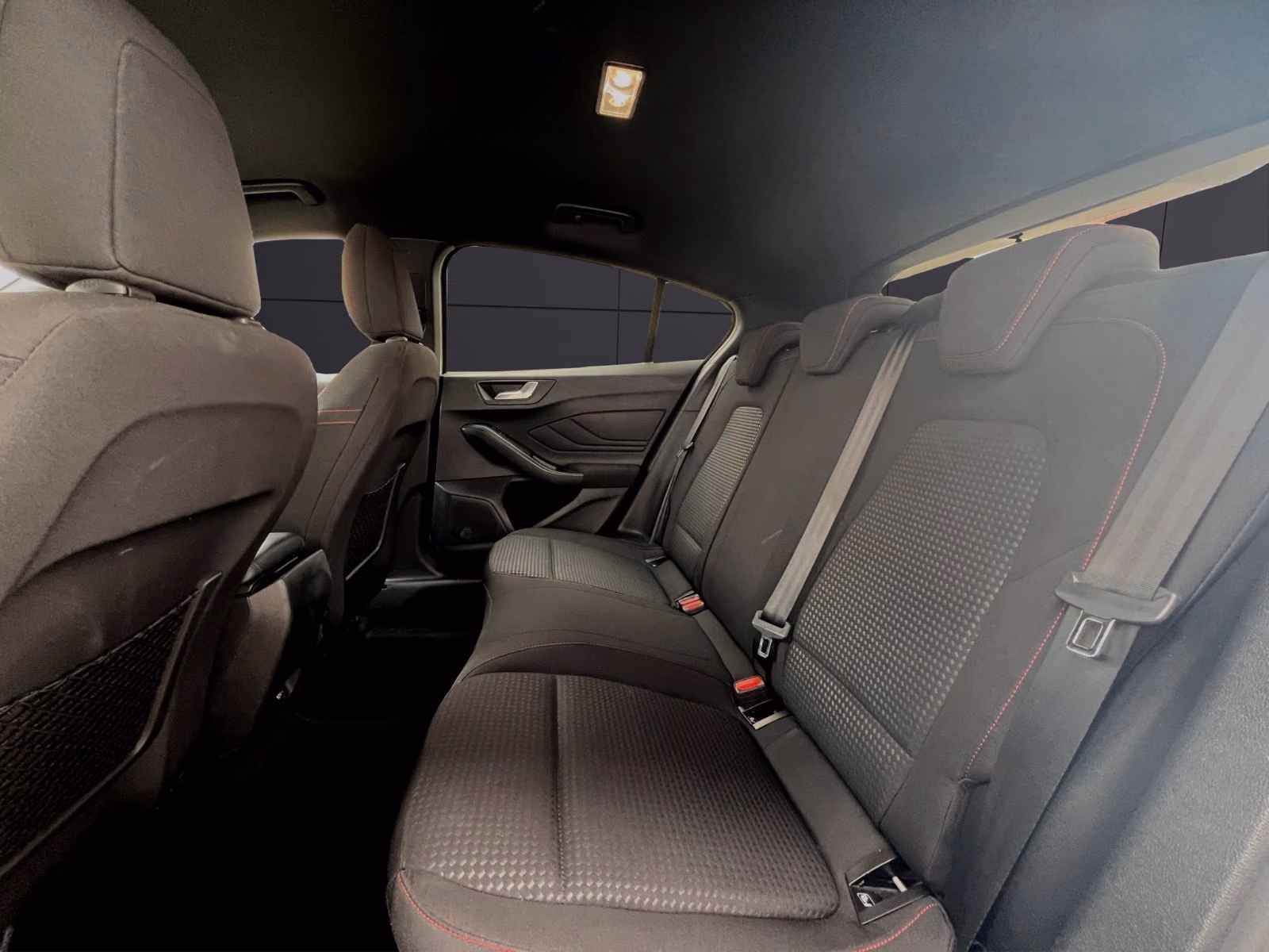 Ford Focus 92 kW automat rok 2020, 40 666 km, Nemecko — foto 11 z 18