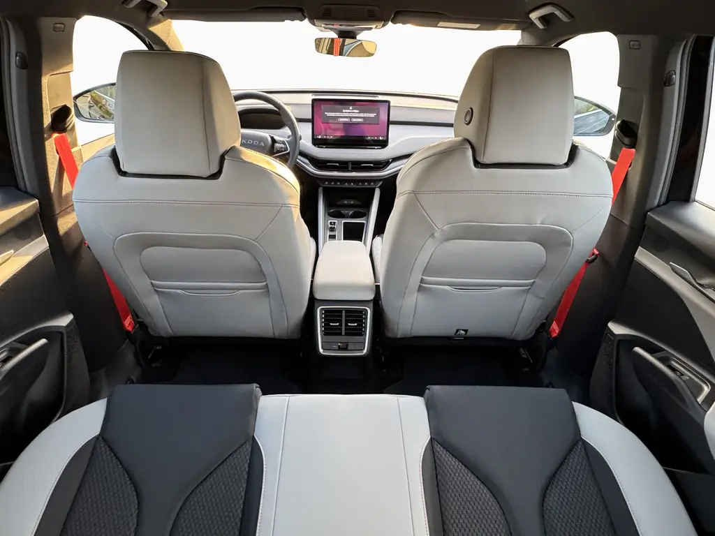 Škoda Enyaq Sportline 60 140 kW automat, Rakúsko — foto 14 z 42