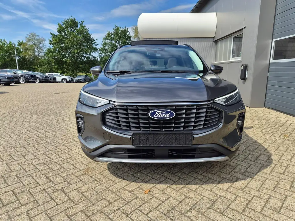 Ford Kuga Titanium 243 koní 2,5 PHEV 178 kW automat rok 2026, 2 km, Rakúsko — foto 9 z 60