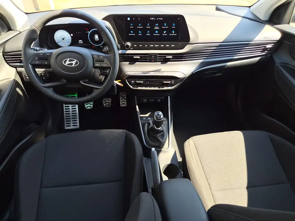 Hyundai Bayon 1.0 T-GDI 66 kW manuál rok 2026, 2 km, Rakúsko — foto 11 z 46