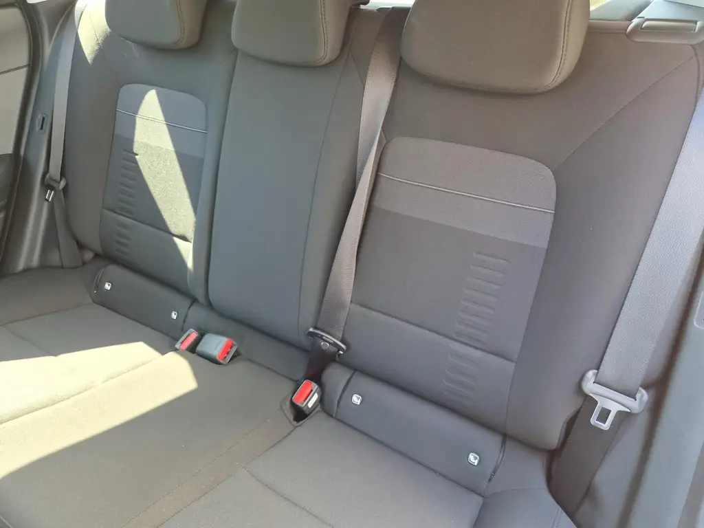 Hyundai Bayon 1.0 T-GDI 66 kW manuál rok 2026, 2 km, Rakúsko — foto 12 z 46