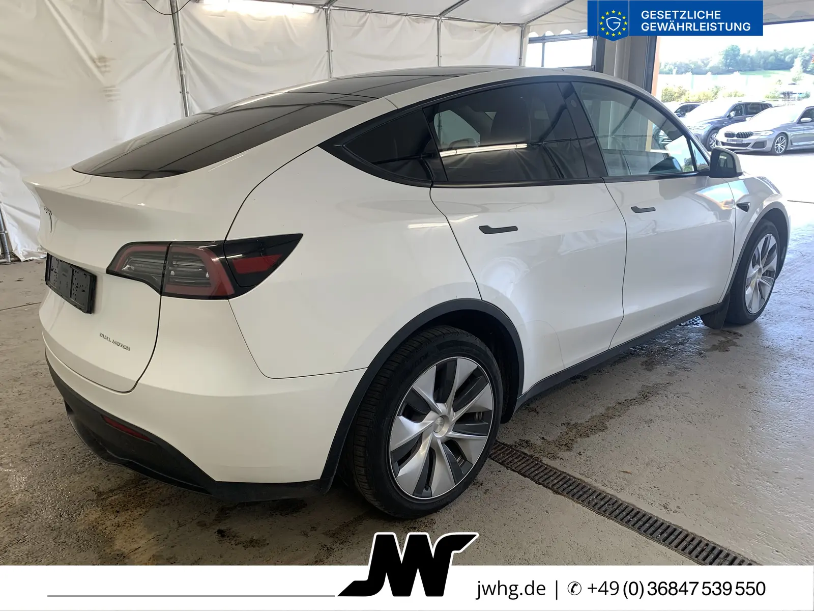 Tesla Model Y 4x4 378 kW automat rok 2023, biela, 149 856 km, Nemecko — foto 5 z 12