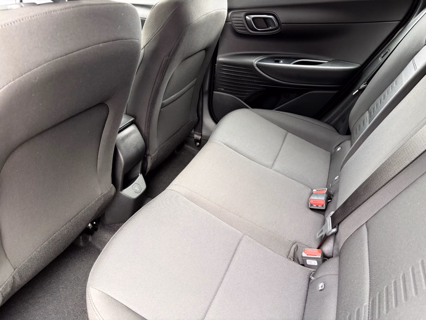 Hyundai Bayon 1,0 GDI 66 kW automat rok 2026, 1 000 km, Nemecko — foto 13 z 15
